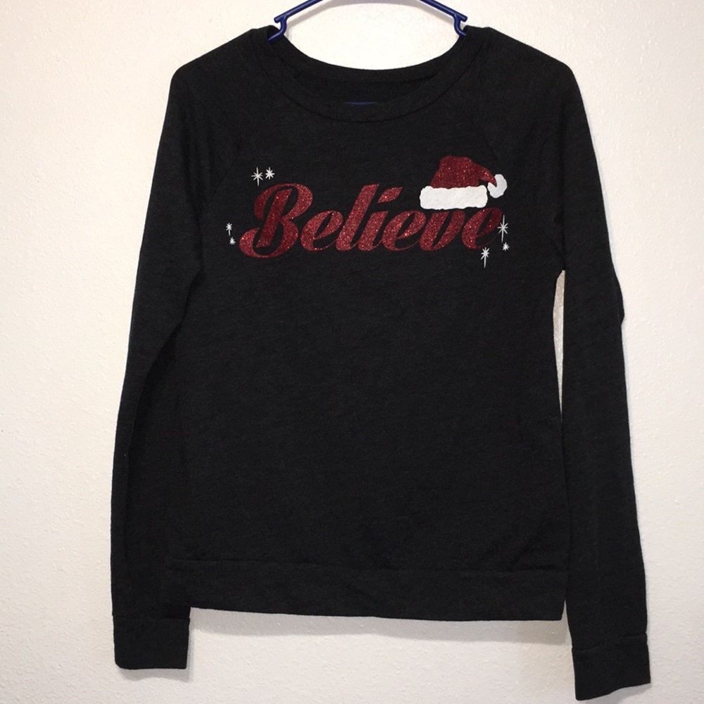 Women’s Christmas “Believe” sweatshirt size small